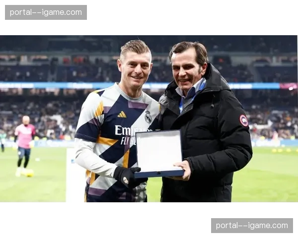 通讯：皇家马德里更衣室内的领袖声音，老将克罗斯谈系列赛逆转关键