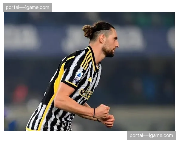 尤文图斯2-0热那亚，距前四仅1分差距