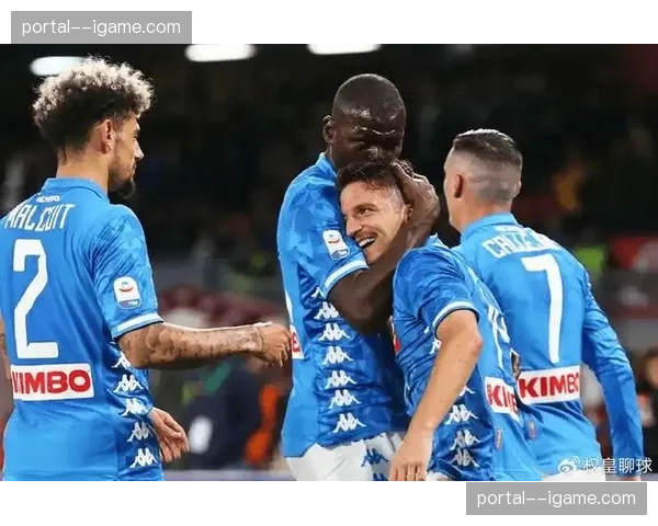 那不勒斯主场0-2爆冷不敌拉齐奥，主场26场不败纪录终结